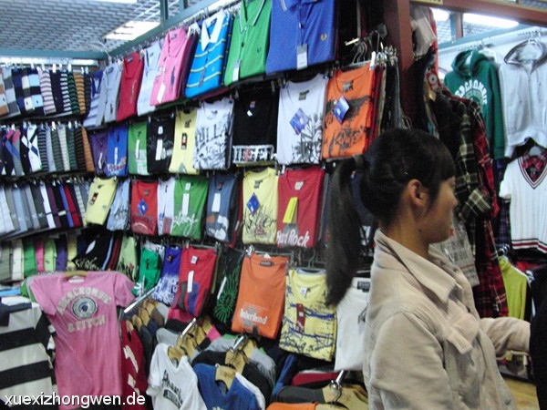 Marken Poloshirts im Silk Market